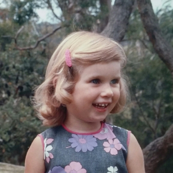 Meet your Posher, Philippa - Picture 1 of 1